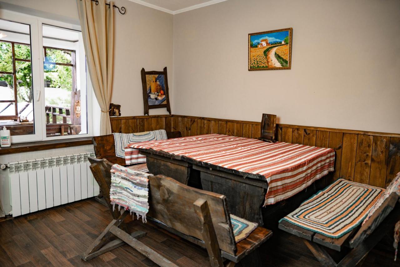 Dniprovskiy Dvir Старые Кодаки Экстерьер фото